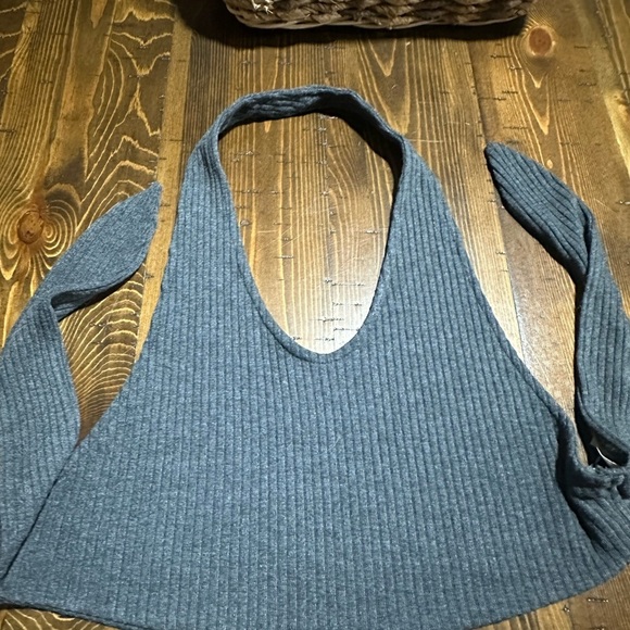 Free People Beach Gray Ribbed Knit Cropped Halter Top Size Large NWOT - Picture 5 of 6